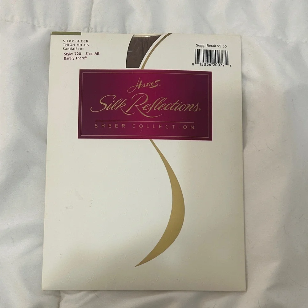 Hanes Silk Reflections Silky sheer thigh highs sandalfoot size AB barely there